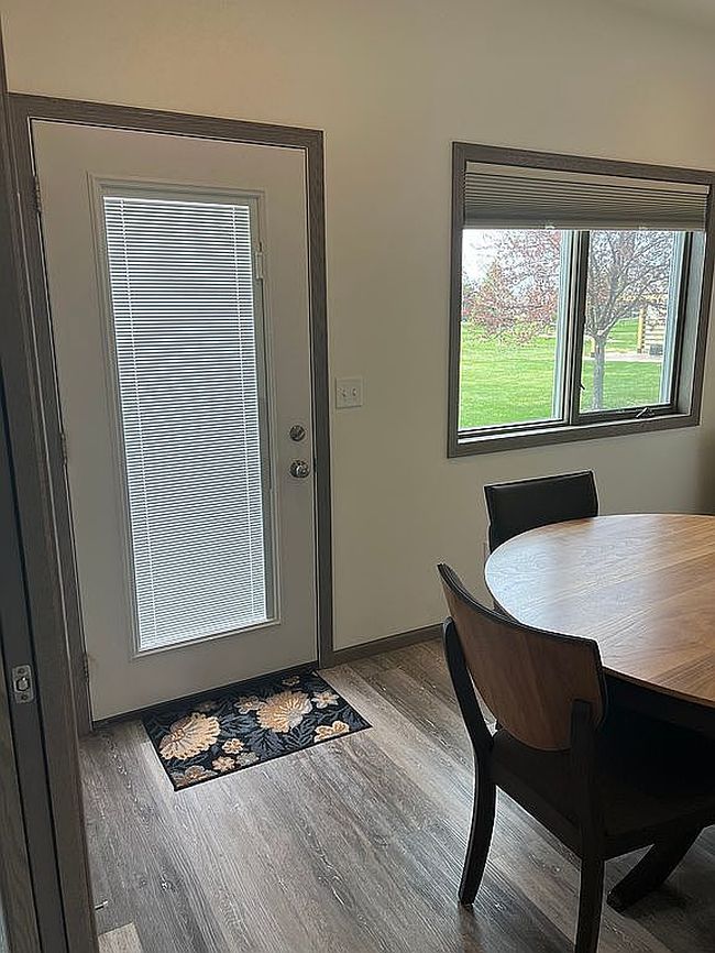 Photo of 3302 14th Ave Nw, Watertown, SD