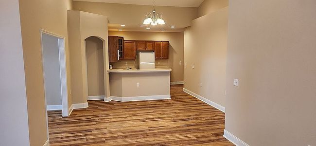 Additional photo 3 of property located at 128 Christal Dr