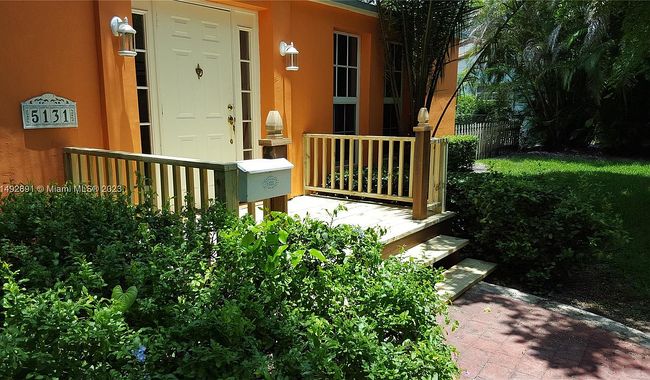 Additional photo 2 of property located at 5131 Sw 73rd Ter