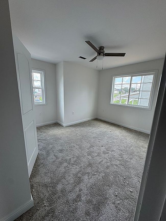 Photo of 116 Danbrook Ct, Radcliff, KY
