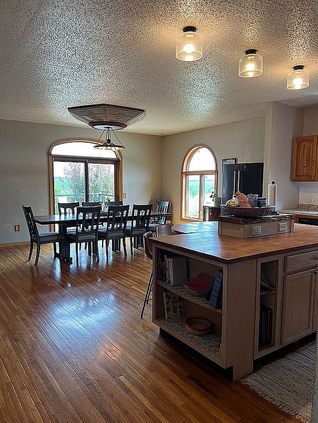 Photo of 2546 Viking Ave, Fairbank, IA
