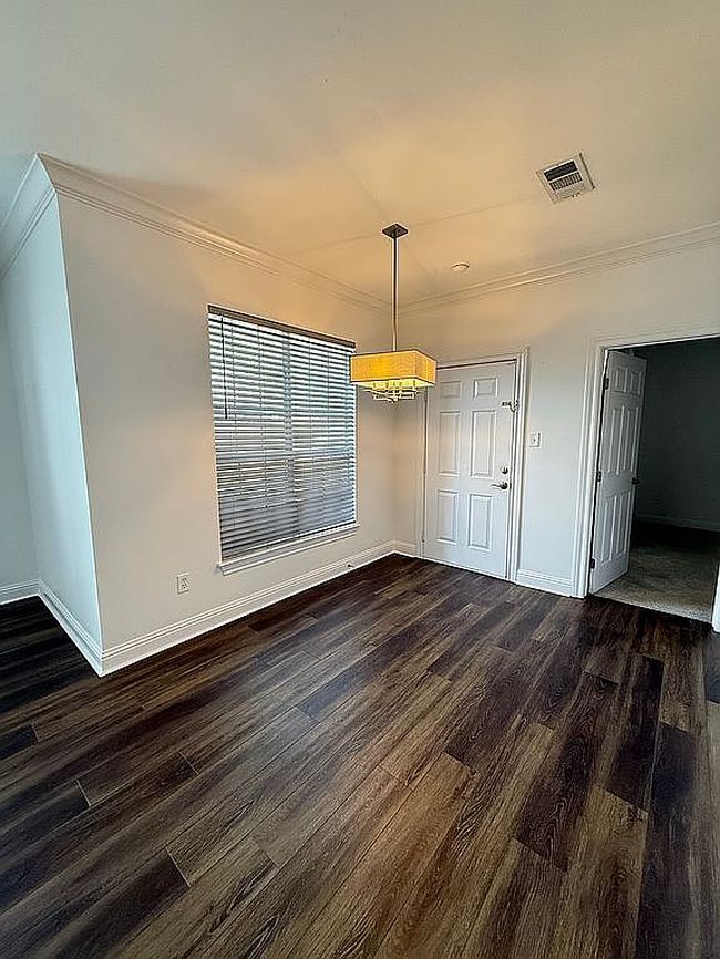 Image of 710 E Boyd Dr Apt 1203