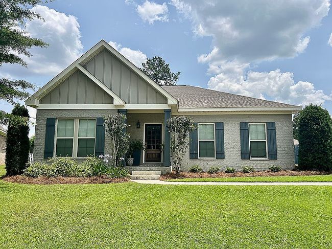 Image of 312 Redbud Cir