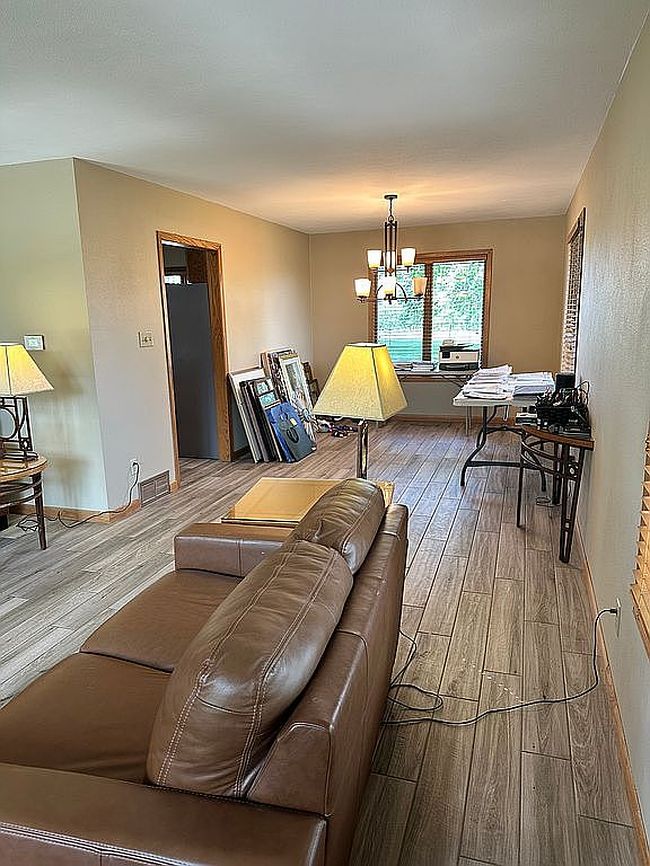 Photo of 1616 Partridge Ln, Waterloo, IA