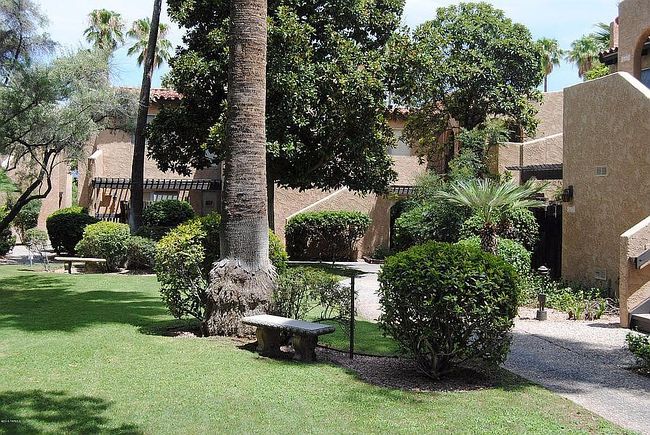 Photo of 560 N Dodge Blvd, Tucson, AZ