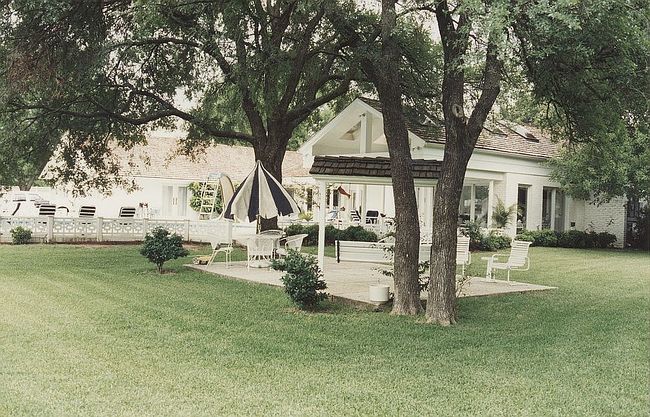 Photo of 8400 Cardinal Ln