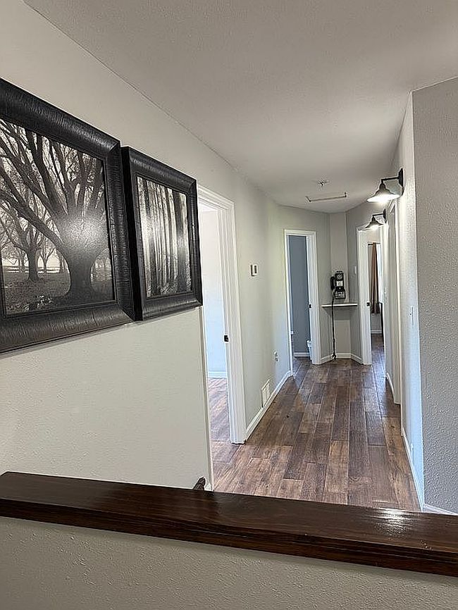 Additional photo 2 of property located at 811 1st Ave E