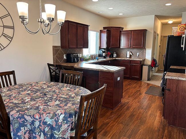 Image of 10405 S 27th St
