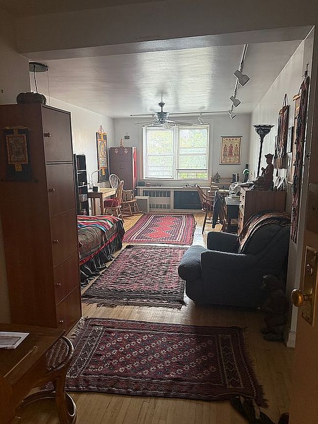 Photo of 3520 Tryon Ave Apt 605, Bronx, NY