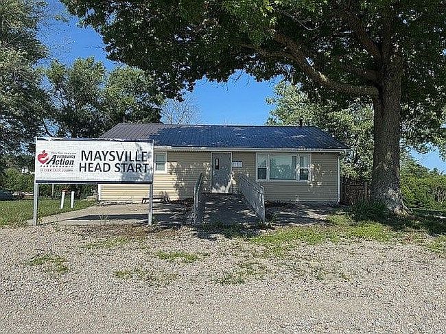 Photo of 206 N Hillcrest St, Maysville, MO