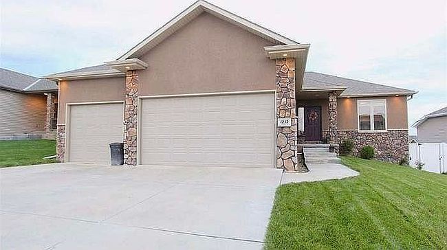 Image of 1252 Hawkfly Rd