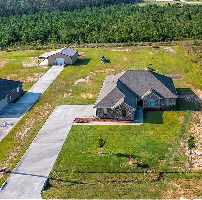 Image of 146 Lauren Ln