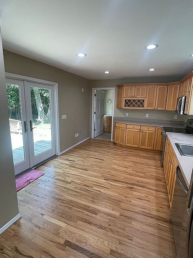 Photo of 250 Lakeside Trl, Ridge, NY