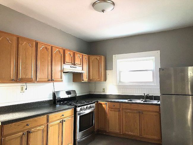 Photo of 25 Carroll St, Poughkeepsie, NY