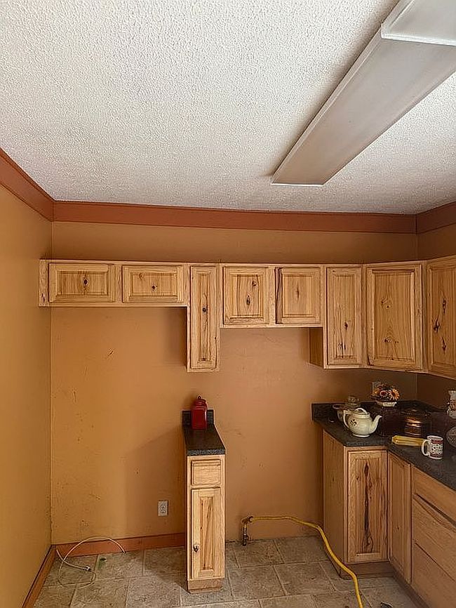 Image of 136 Maplewood Ave