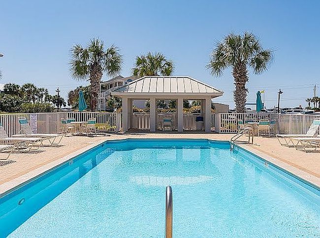 Image of 2410 Scenic Gulf Dr
