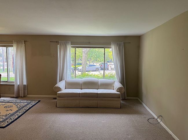 Image of 850 N Adams Rd Unit 2