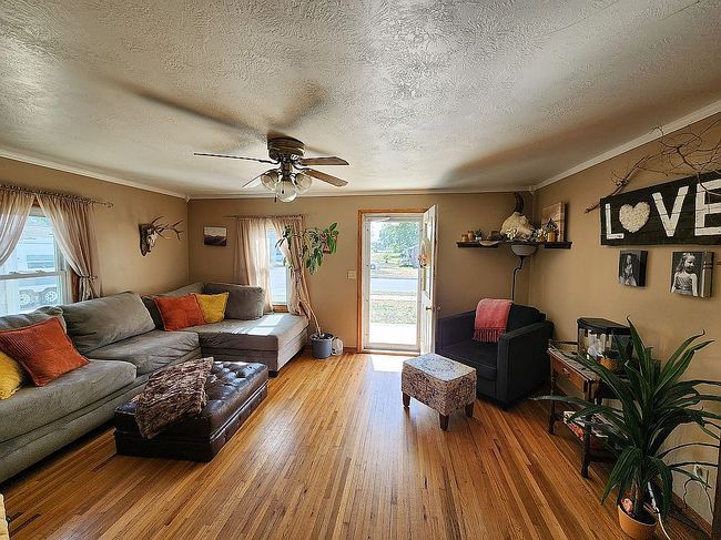 Preview of property located at 600 W Pine St