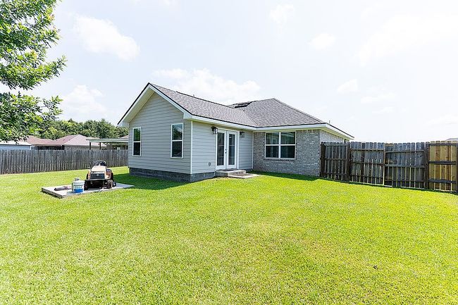Photo of 21687 Bartlett Ln, Robertsdale, AL