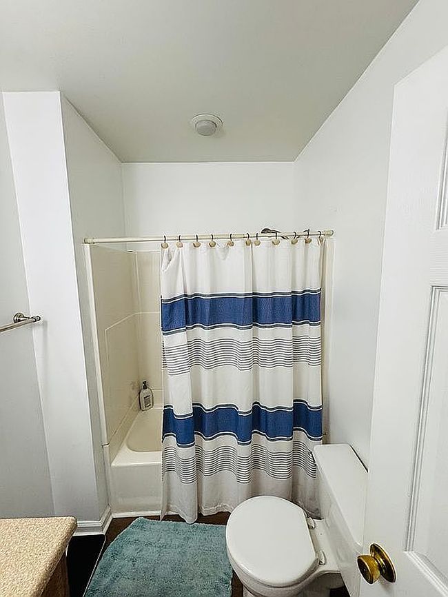 Photo of 15 Humbert St, Seneca, SC