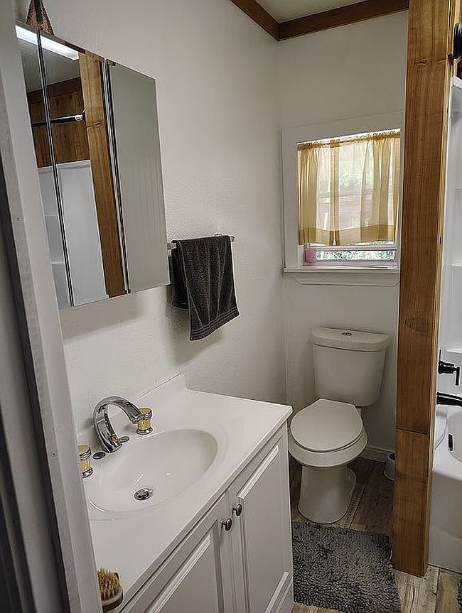 Photo of 209 Sequoia Ln, Horseshoe Bend, AR