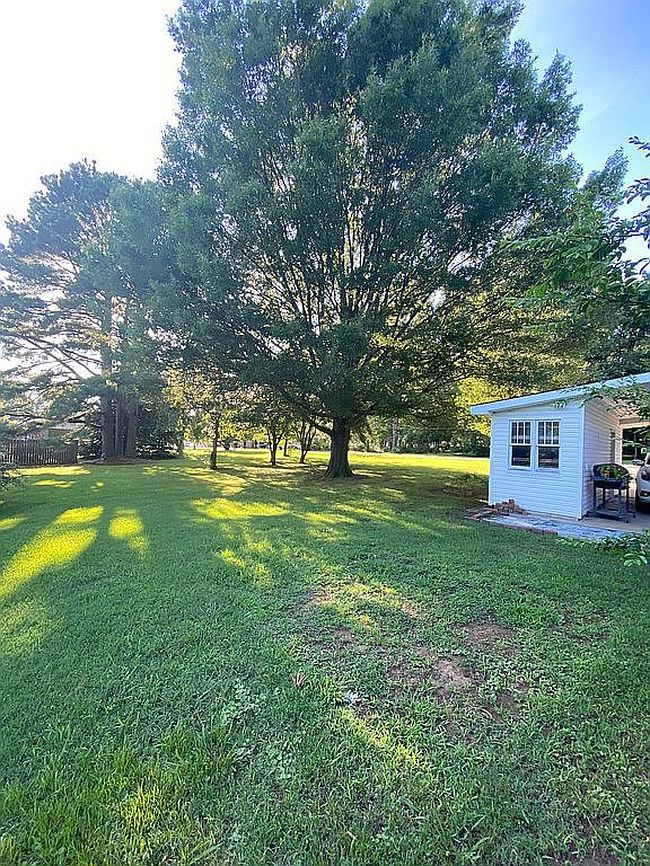 Photo of 9305 Cherrywood Ave, Mc Kenzie, TN
