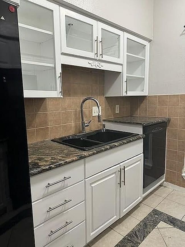 Photo of 9809 Richmond Ave Unit G12, Houston, TX