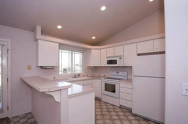 Photo of 2000 E Chimere Dr, Meridian, ID