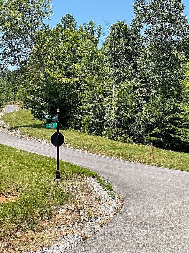 Photo of Silver Trail And Mystic Star Dr Lot 427, New Tazewell, TN