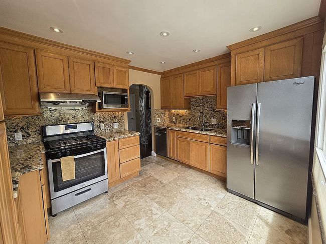 Photo of 138 Athens St, San Francisco, CA