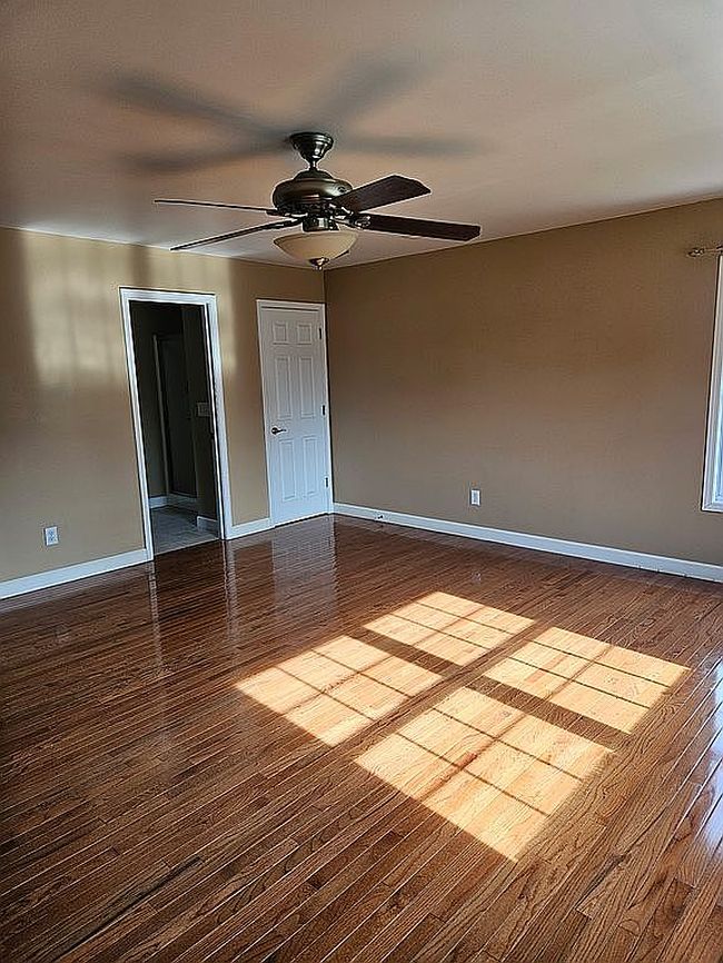 Photo of 4000 Deep Creek Dr, Madisonville, KY