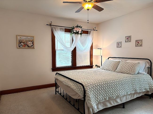 Photo of 730 Water St, Conneaut Lake, PA
