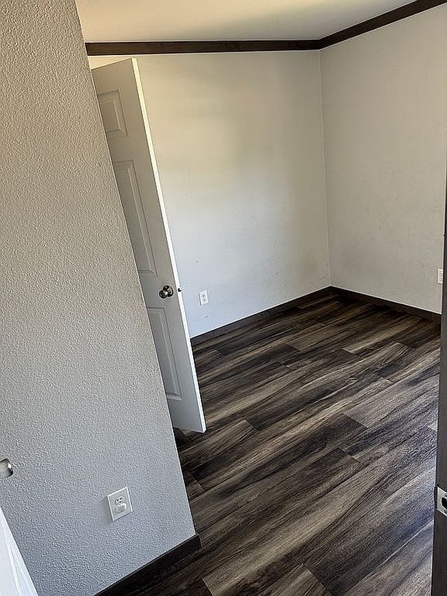 Photo of 5122 Desoto Ct S, Fort Worth, TX