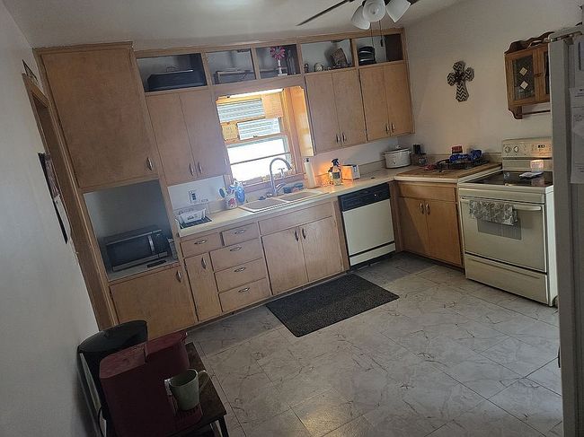 Photo of 1224 Betsy Ln