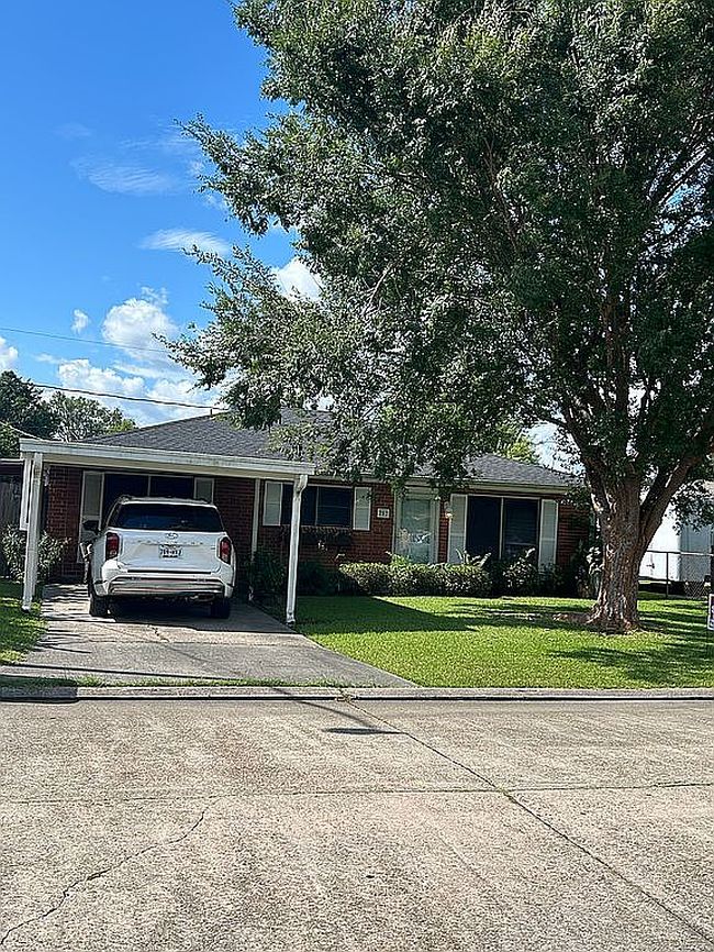 Photo of 202 Fairmont Dr