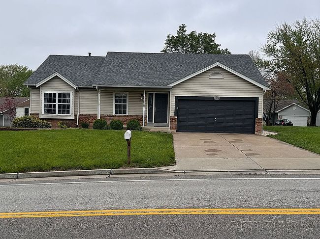Image of 2475 Lake Saint Louis Blvd
