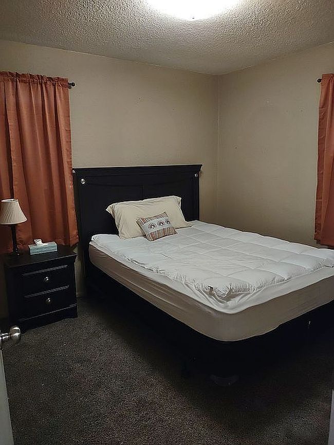 Additional photo 3 of property located at 2617 Sw 80th St