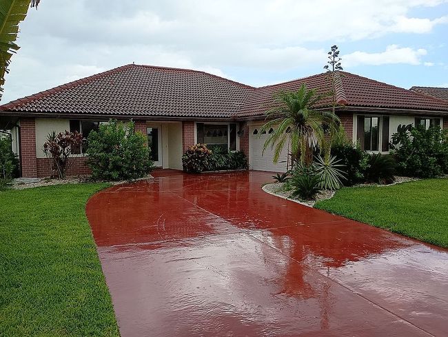 Photo of 1826 Wolf Laurel Dr, Sun City Center, FL