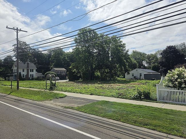 Photo of 124 Old Boston Post Rd, Old Saybrook, CT