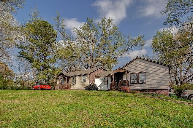 Image of 6954 N Highway 51