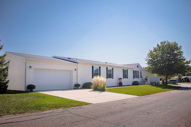 Photo of 11654 Sundrop Cir