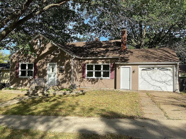 Preview of property located at 1616 Iowa St