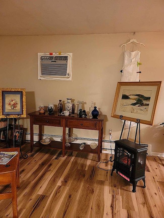 Image of 7948 State Street Rd