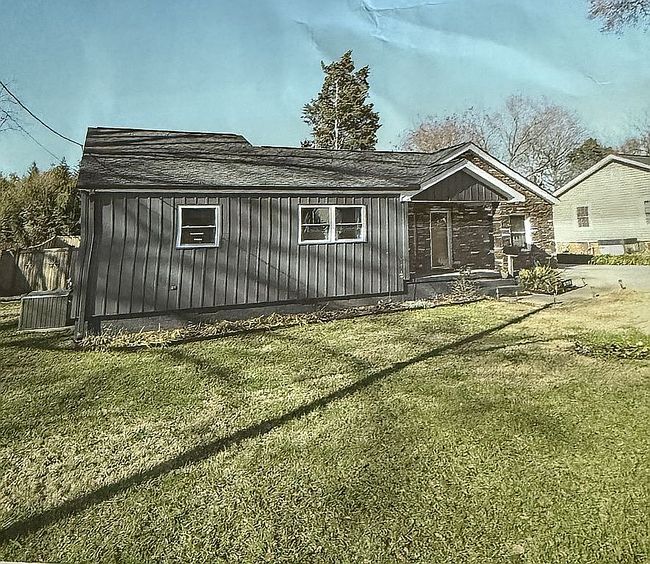 Photo of 808 Mark St, Belmont, NC