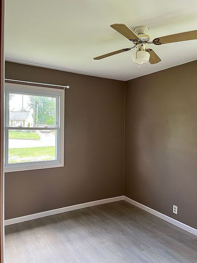 Image of 377 Sheridan Ct