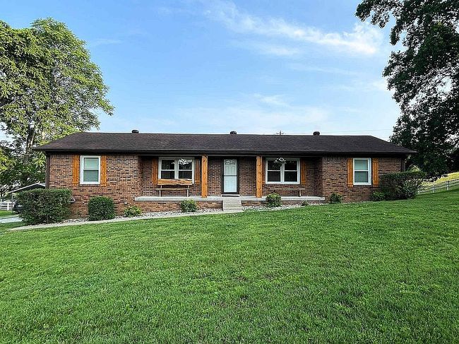 Photo of 145 Mccall St, Carthage, TN