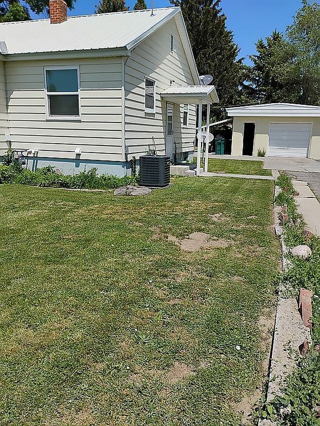 Image of 1335 Riverton Rd