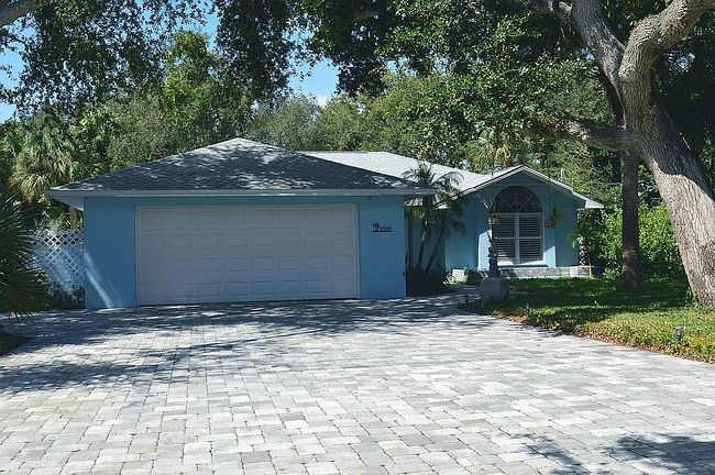Image of 9335 Seagrape Dr