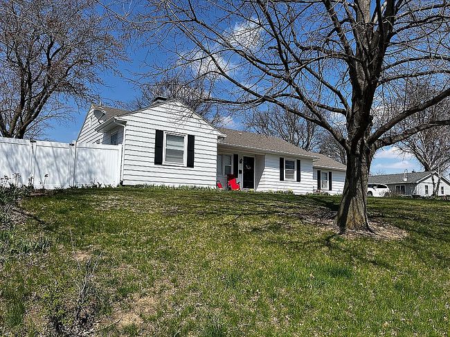 Image of 1820 Bryn Mawr Cir