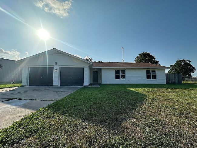 Image of 241 Buck Square St